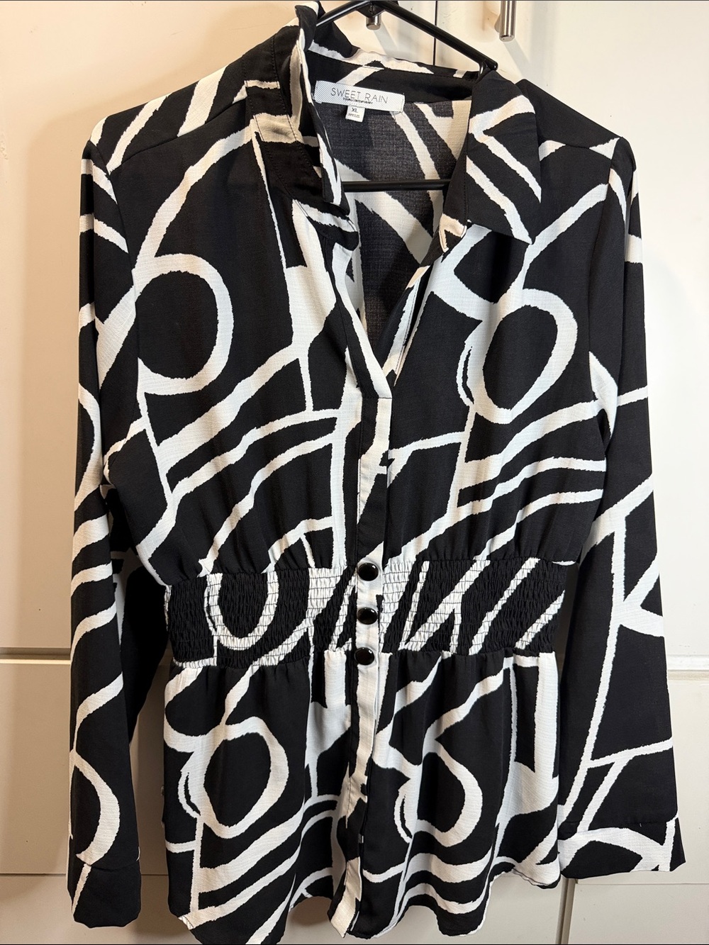 Sweet Rain Black and White Abstract Button-Front Top